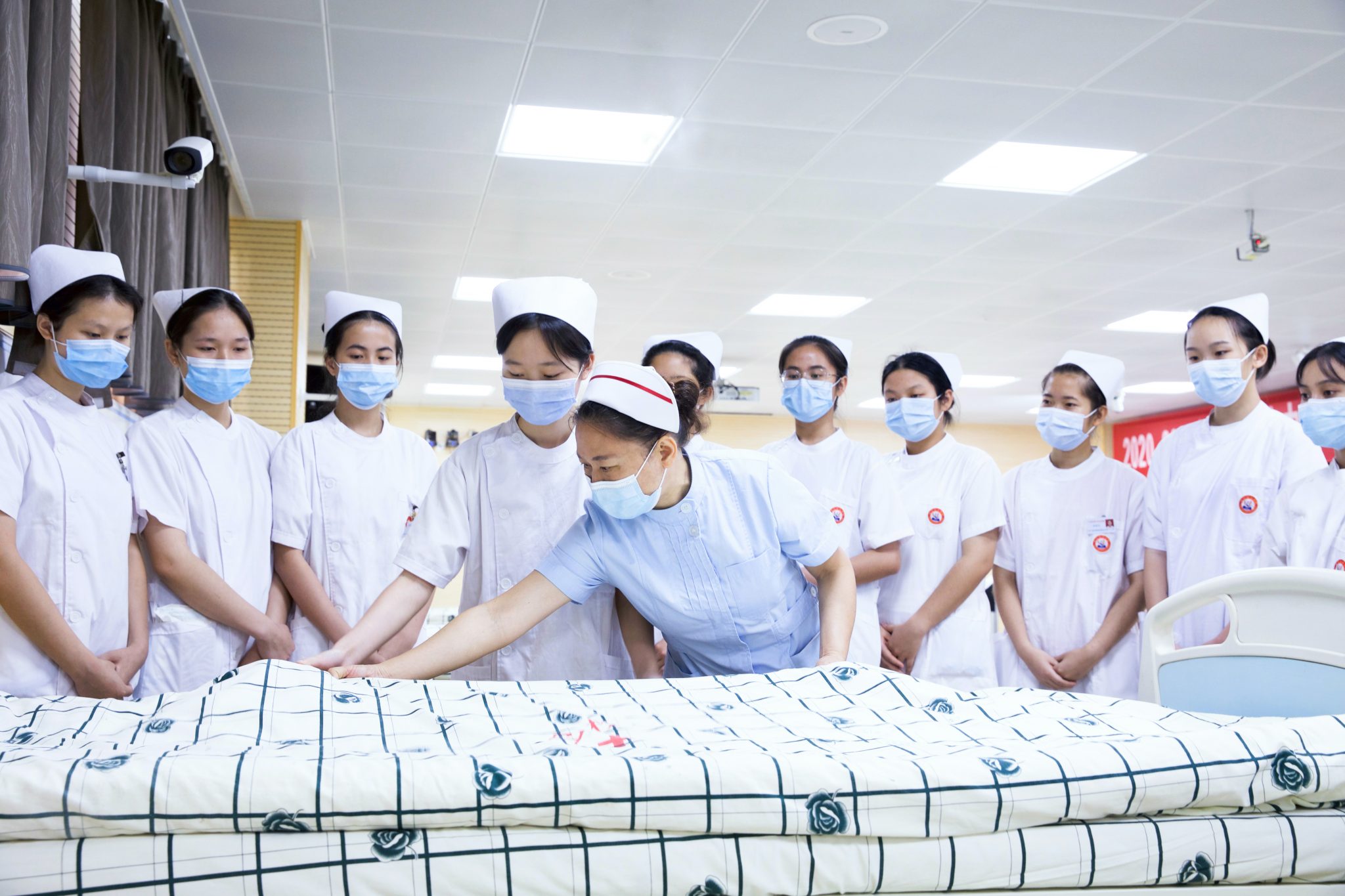 国际护士节|Photography|Documentary|TANGMOVIE大申_Original作品-站酷ZCOOL